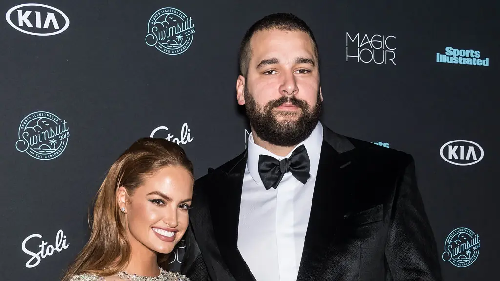 Model Haley Kalil and football offensive tackle Matt Kalil a