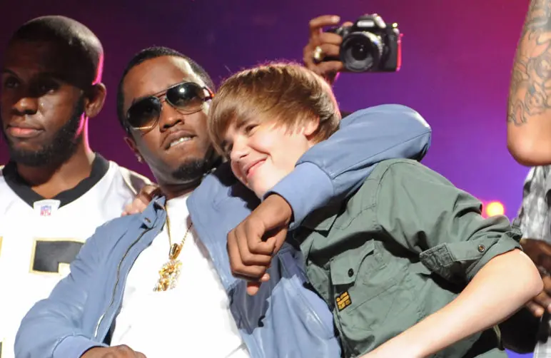 People think resurfaced video shows Diddy checking Justin Bieber for a wire