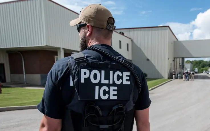 ICE arrest photo goes viral after everyone mocks the same detail