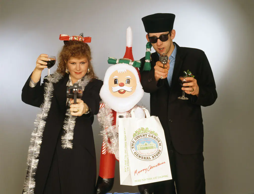 Kirsty McColl and Shane MacGowan promoting Fairytale of New York. Credit: Tim Roney/Getty