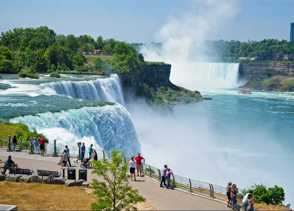Police have not found the bodies. Credit: Juan Camilo Bernal / Getty