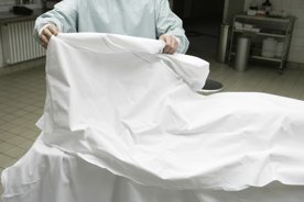 Autopsy technician reveals one of the most common ways her patients die through everyday act