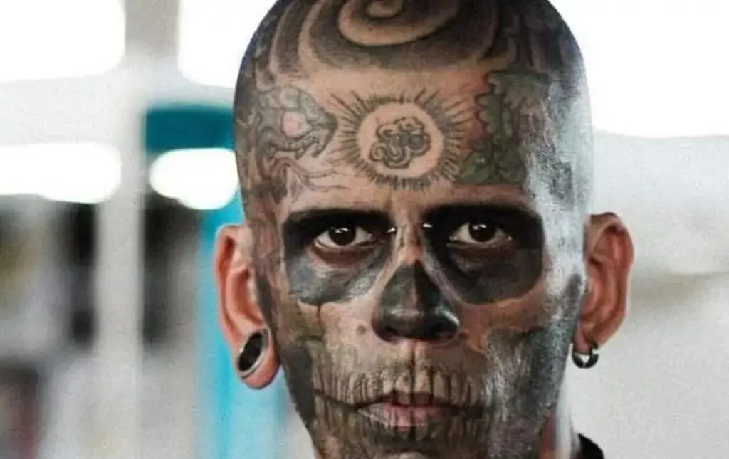 'Most tattooed man' shows mind-blowing removal transformation after divorce led him to ink 95 percent of body