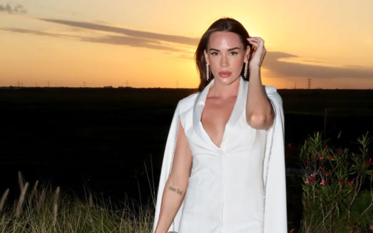 13 going on 30 star 'escaped cult after affair with its leader'