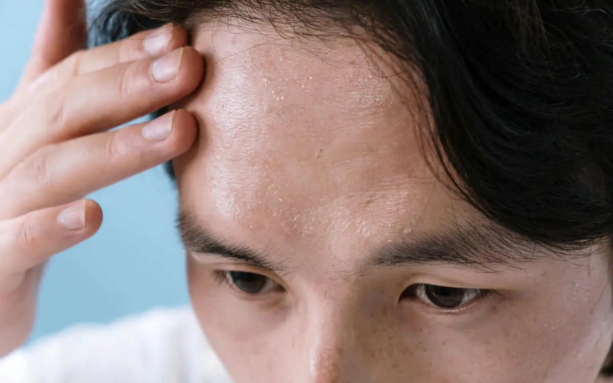 Lymphoma doctors reveals six symptoms you should never, ever ignore