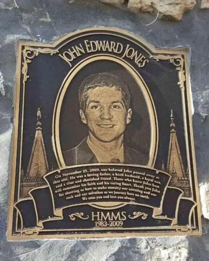 A plaque now marks the place where John Edward Jones died. Credit: Google