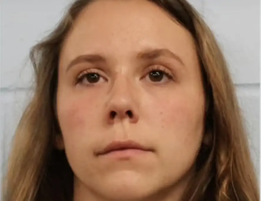 Wisconsin teacher accused of ‘making out’ with 11-year-old student allegedly exchanged 33,000 explicit texts with him