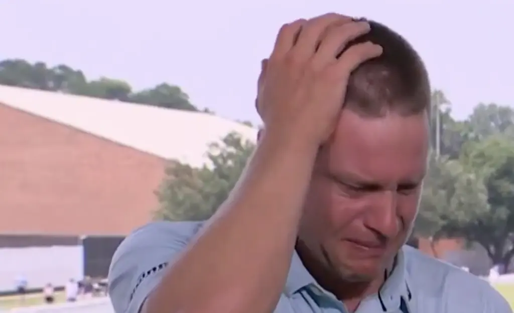 Peter Malnati breaks down in tears remembering Grayson Murray