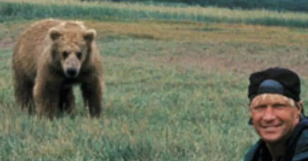 Screaming couple eaten alive by grizzly bear and final words were caught on camera