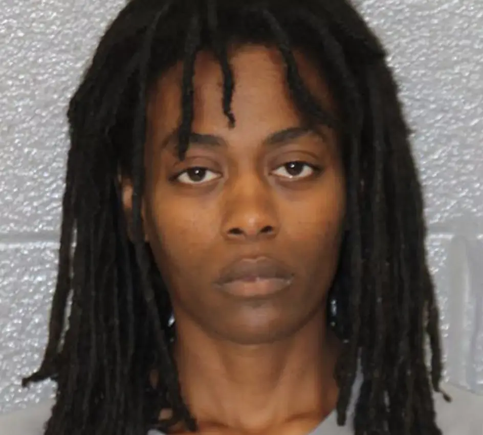 Girl, 8, dies in hot car after mother reportedly left her while working