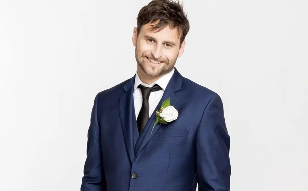 'Married at First Sight' star Andrew Jury dies aged 33