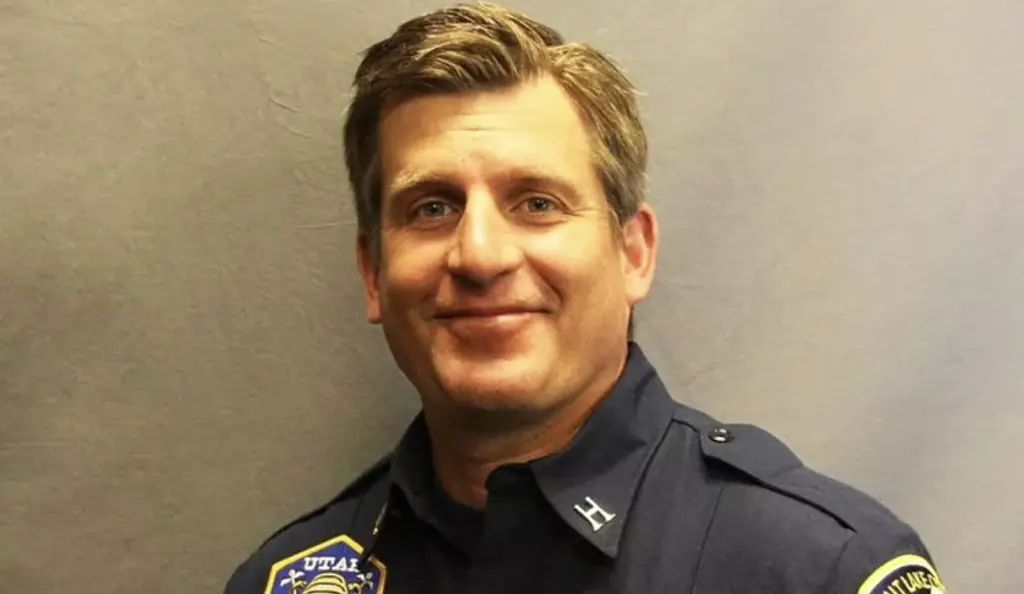Fire Captain and 9/11 hero dies after getting pinned under boat on rafting trip