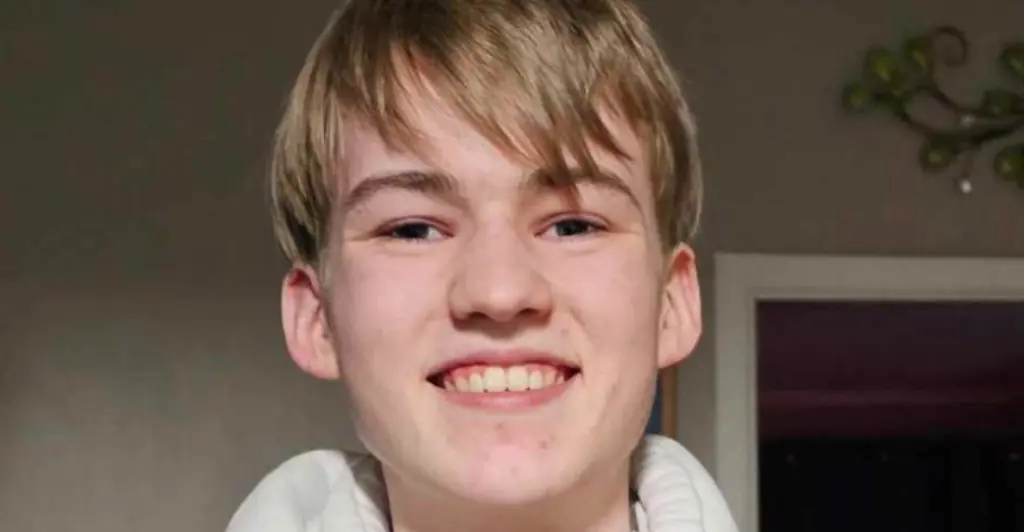 'Very healthy' 16-year-old dies days after complaining of a sore throat