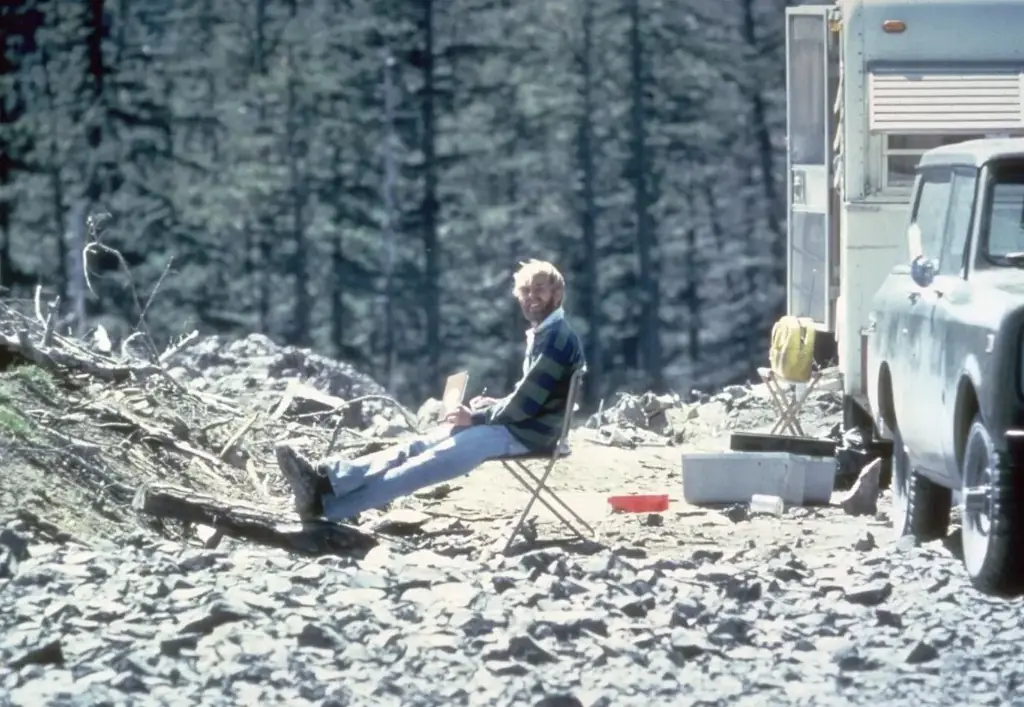 Haunting story behind image of man smiling on a deck chair before horrific disaster