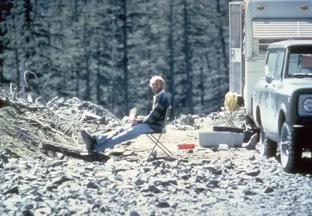 Haunting story behind image of man smiling on a deck chair before horrific disaster