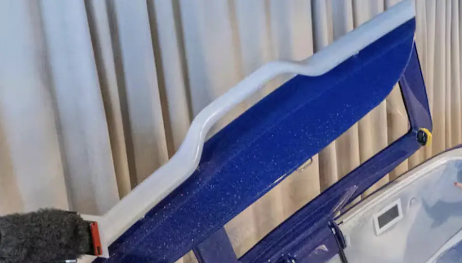 Witness who watched first person die using controversial 'suicide pod' explains what happened at the scene