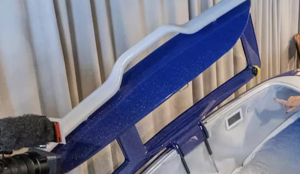 First person to die in controversial 'suicide pod' left 4-minute message explaining why