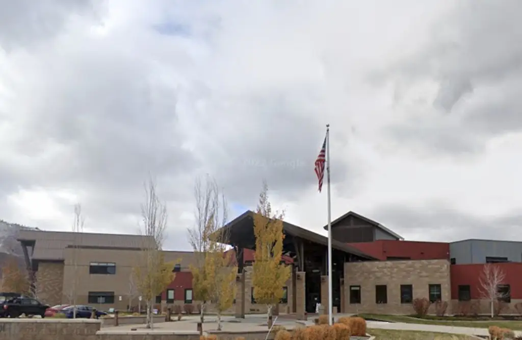 Utah high school volleyball coach placed on leave after making alleged vile comment to female students