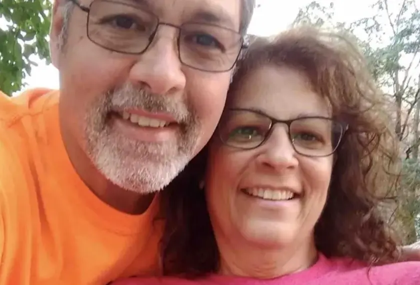 Urgent warning issued about kissing your dog after woman had to have her arms and legs amputated