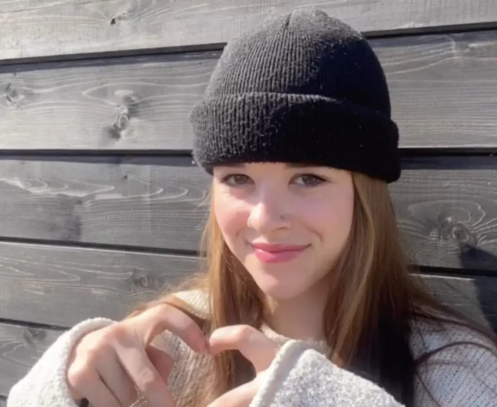 Nell Smith has tragically died - music prodigy was just 17