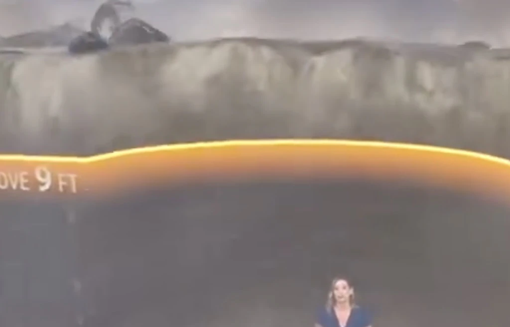 Locals urged to evacuate after 'terrifying' simulation shows how high the storm surge from Hurricane Milton could get