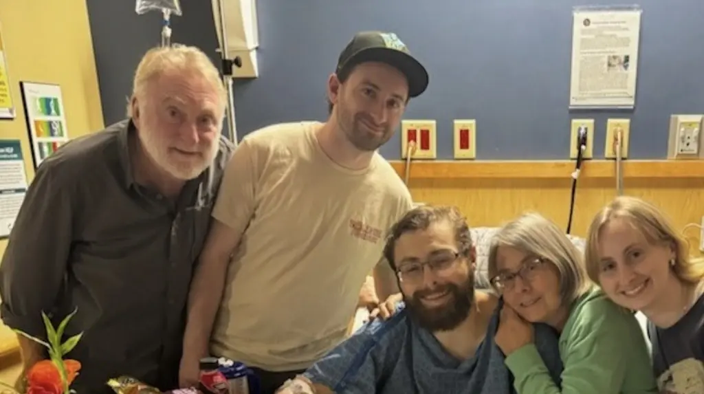 O'Neill with his family in hospital. Credit: GoFundMe