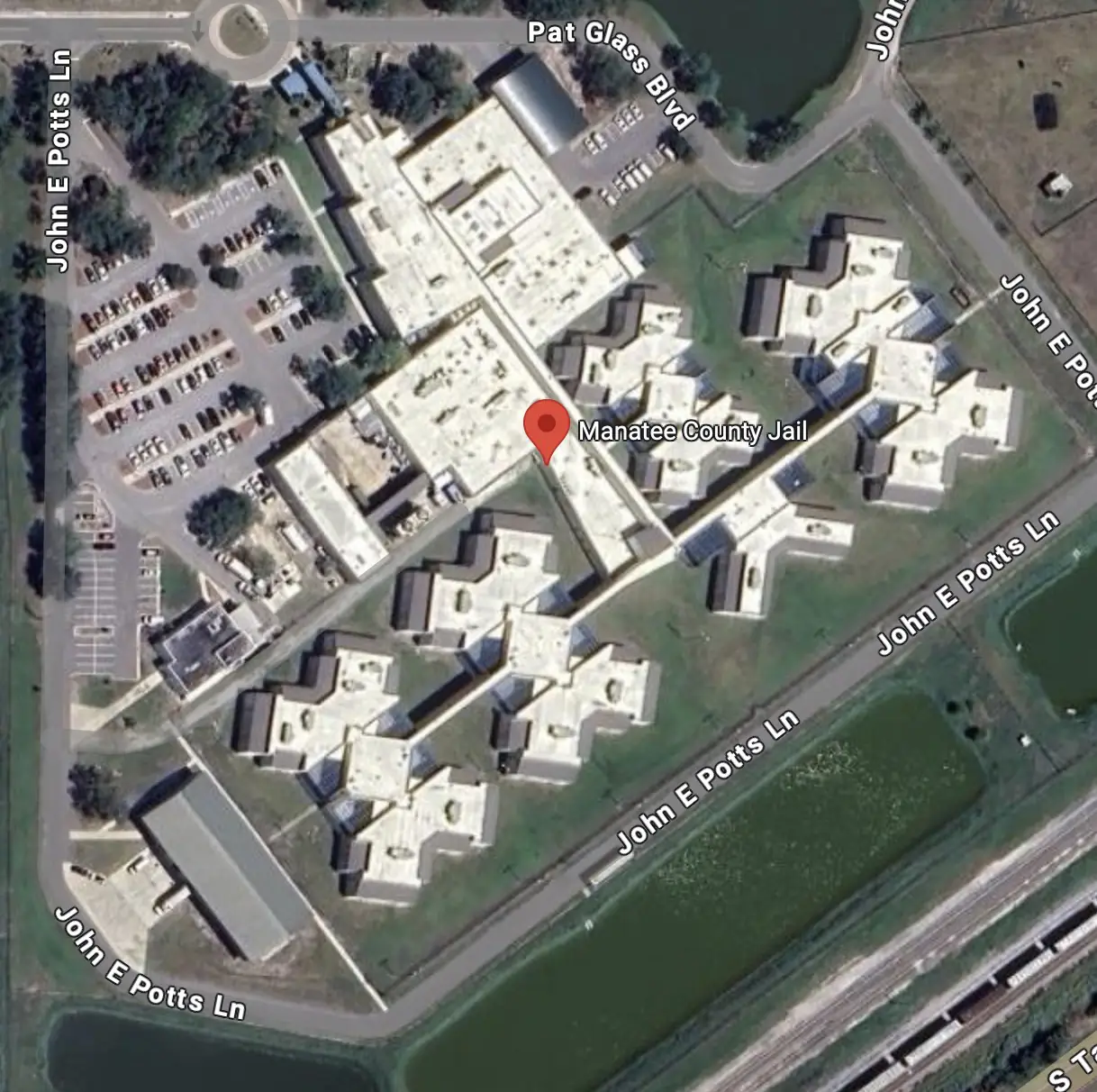 Jail in path of Hurricane Milton will not evacuate 1200 inmates: Report