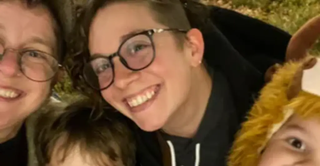 Family of 4 die after getting in car to escape hurricane floodwaters