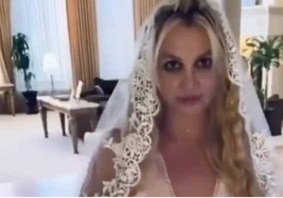 Britney Spears tells her fans she 'married herself': 'It’s the most brilliant thing I’ve ever done'
