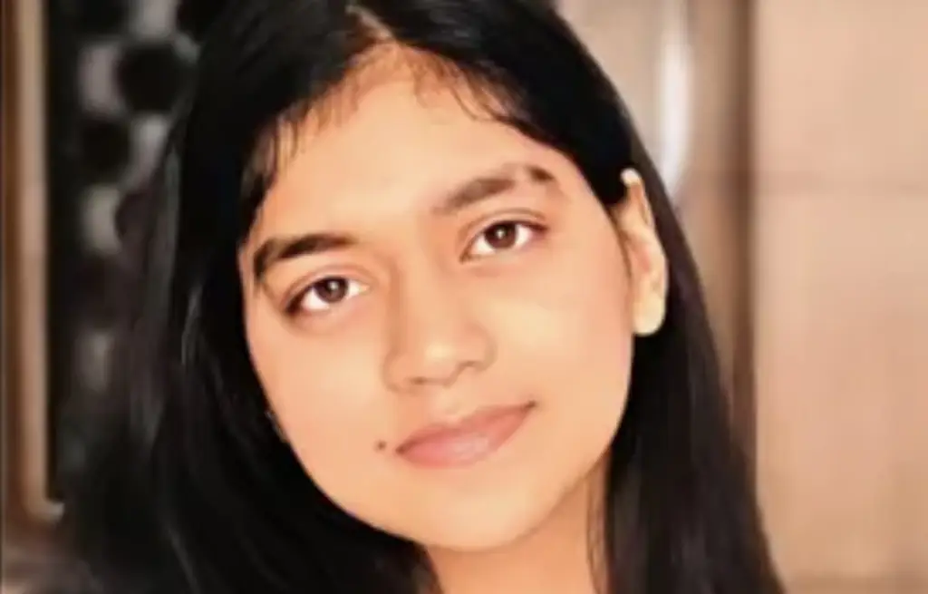 Police issue new statement regarding teenage Walmart employee who was found dead after becoming 'locked' in bakery oven