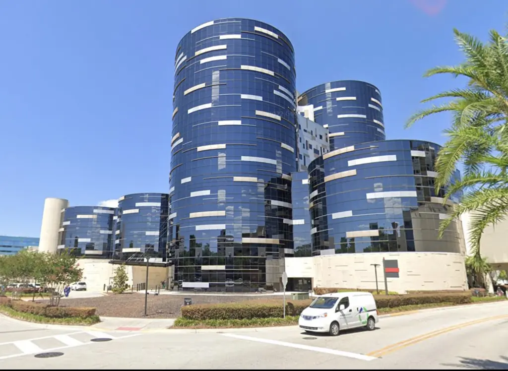 Parents sue Orlando hospital claiming worker broke their newborn daughter's neck, ultimately killing her