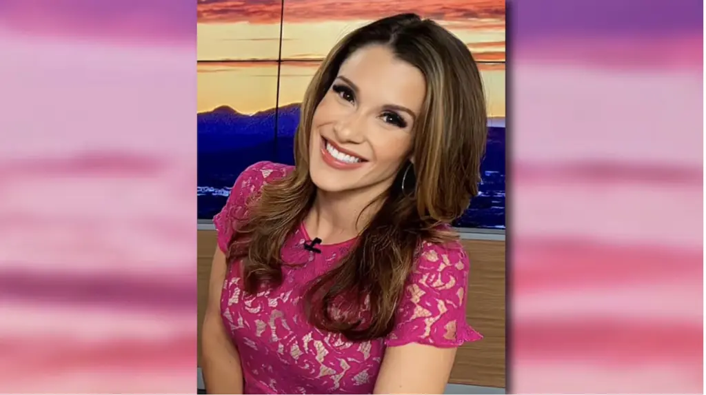 Arizona news anchor breaks down in tears announcing death of 28-year-old colleague