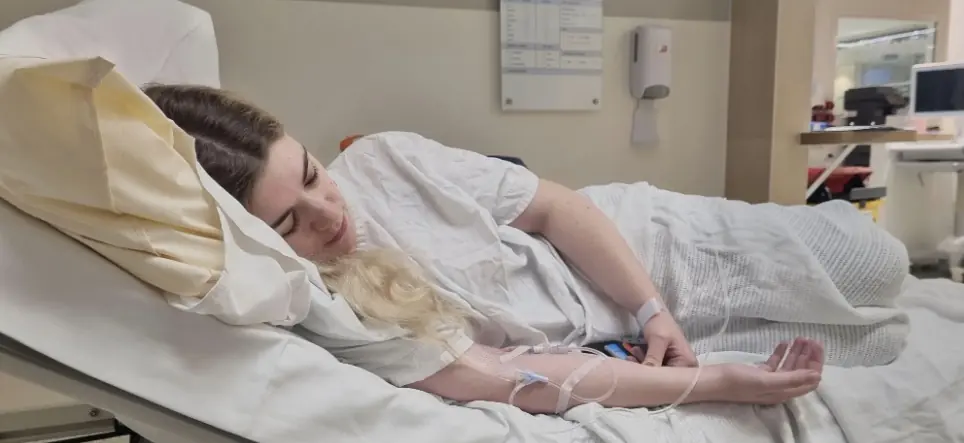 Woman is diagnosed with 'most painful condition known to medicine' which doesn't have a cure after her teeth began to hurt