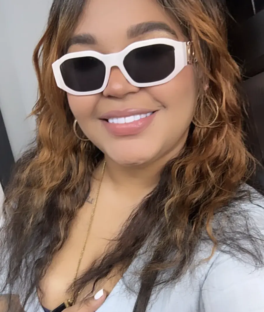 27-year-old Influencer and mom-of-two chokes to death on dinner