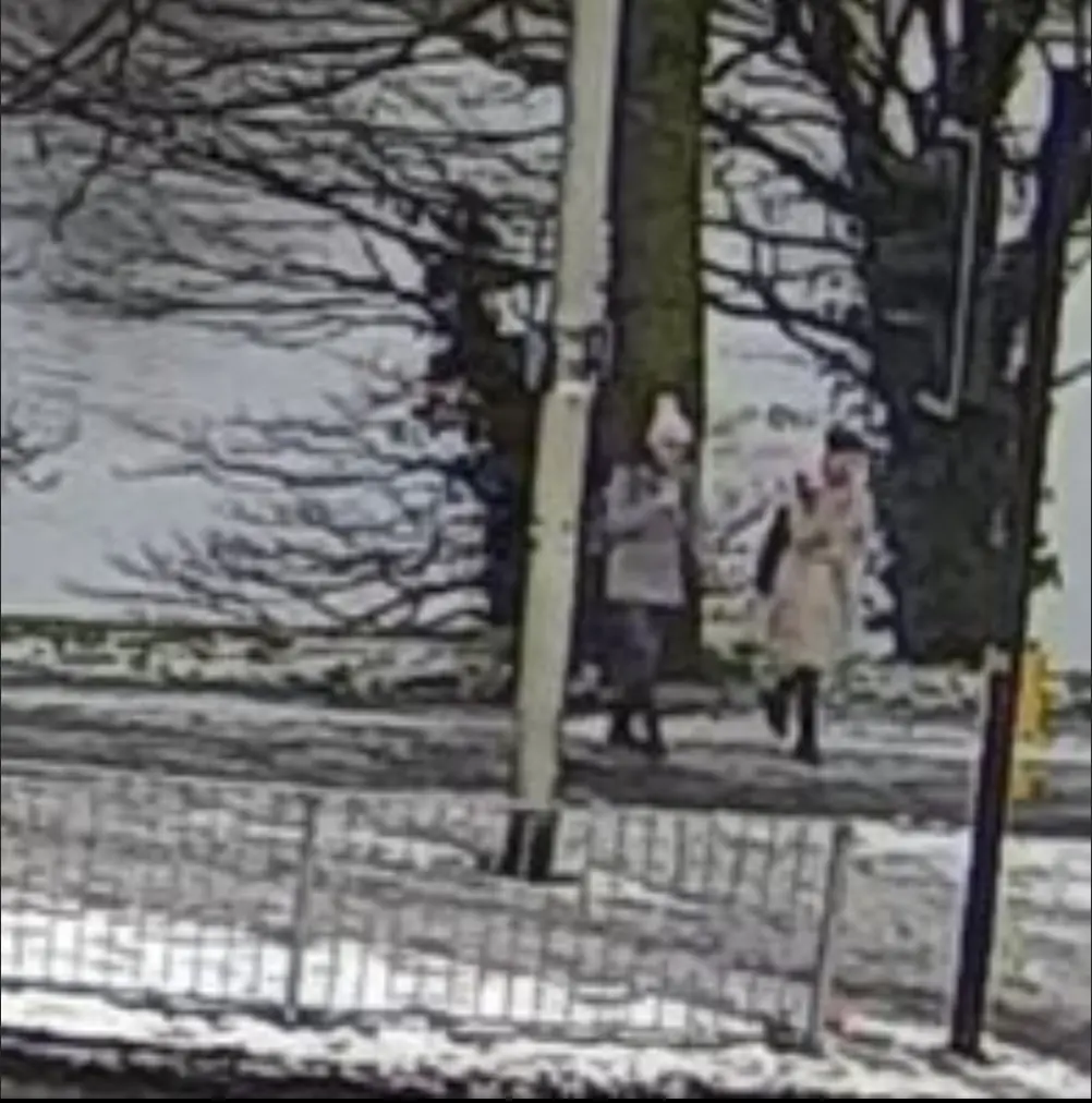 Henrietta and Eliza Huszti were last seen on CCTV near the River Dee. Credit: Police Scotland