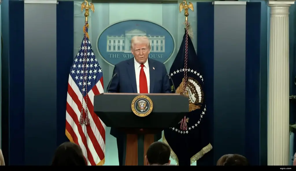 President Donald Trump confirms there are 'no survivors' in briefing after tragic American Airlines crash