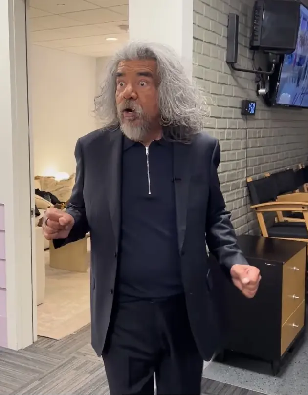 The 63-year-old TV legend surprised viewers with his new look. Credit: Instagram/jenniferhudsonshow