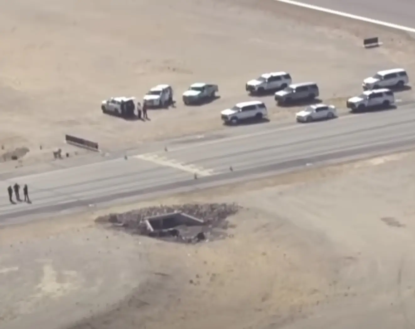 Two dead after small planes collide mid-air above Arizona