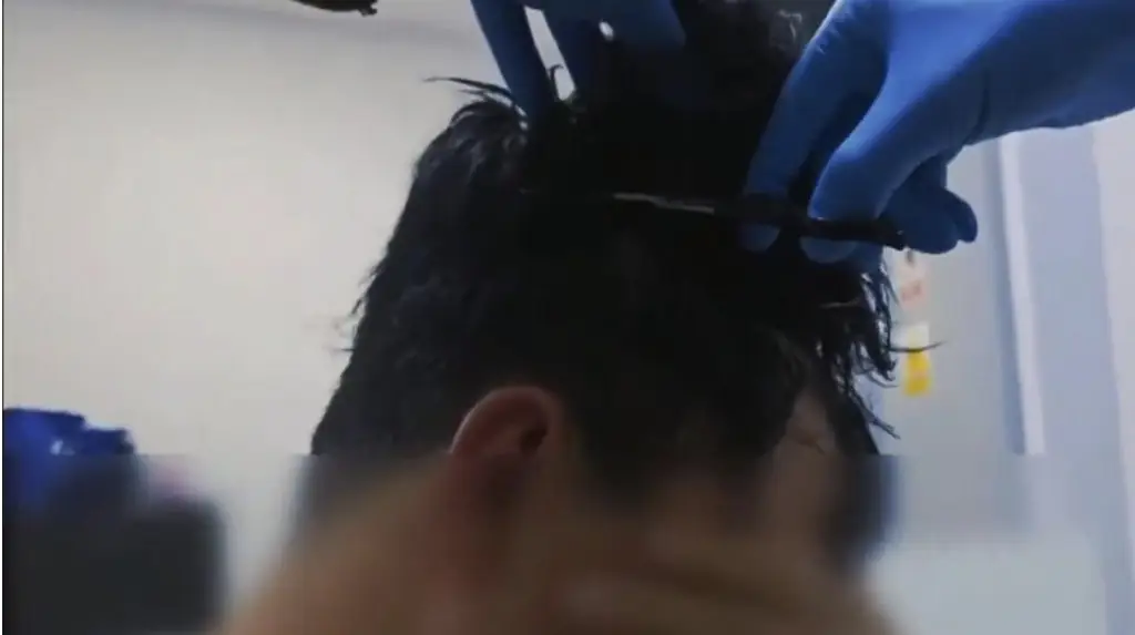 Man caught trying to smuggle cocaine under a wig