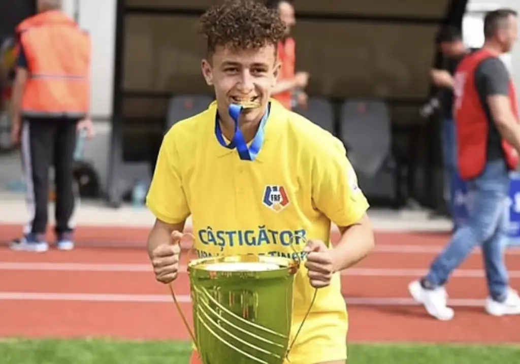 The Romanian athlete, who played for Metaloglobus București, had been struggling with unexplained health issues since August 2024. Credit: manolache_luca10 / Instagram