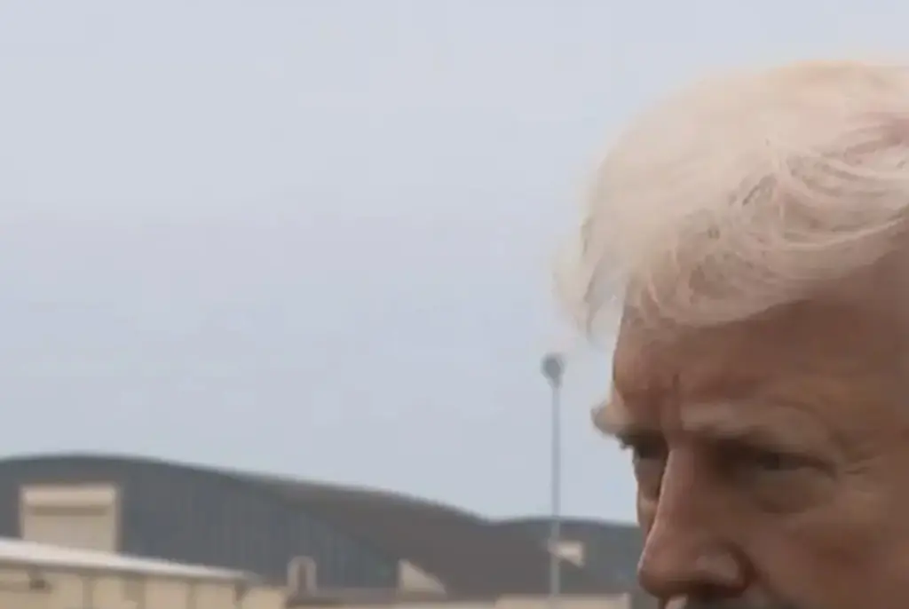 Crazy conspiracy theory emerges after reporter hits Trump in the face with a mic: 'Needs to be investigated'