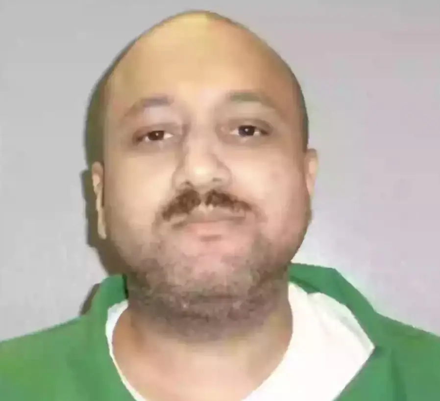 Witnesses share chilling details from US' first firing squad execution in 15 years after second inmate opts to die by brutal method