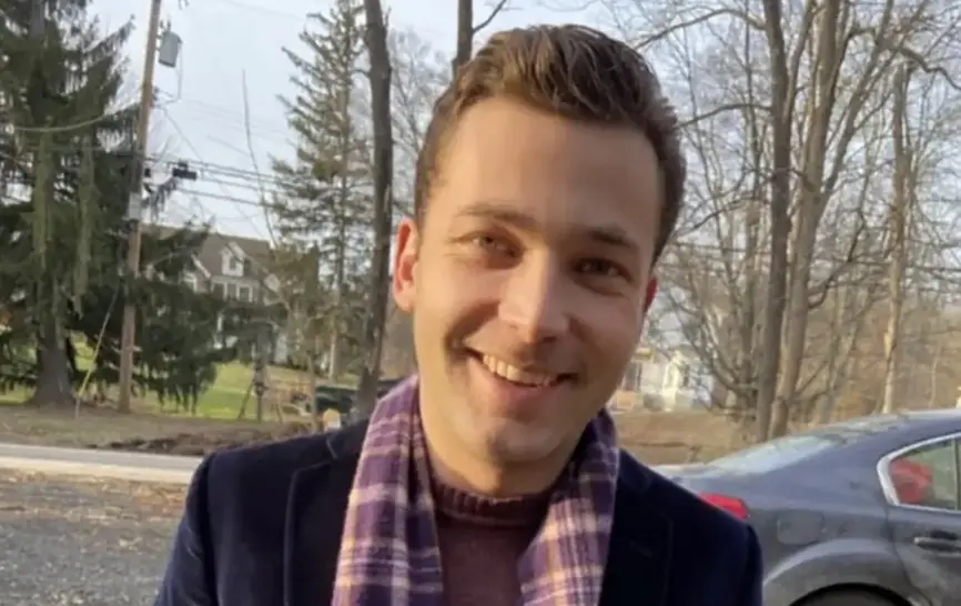 Body of missing NYC banker washes ashore - weeks after he disappeared leaving behind his pants and passport