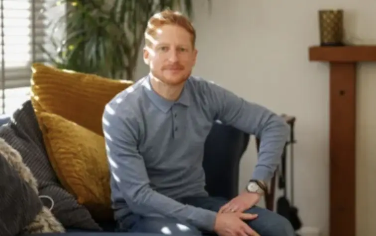 Man who was diagnosed with Stage 3 cancer at 40 reveals the one key symptom he'd believed was down to stress