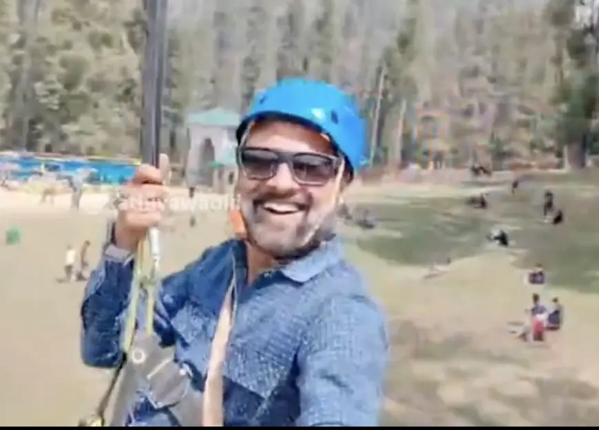 The heartbreaking video shows the man smiling, unaware of the horrors below. Credit:  X/@kathiyawadiii