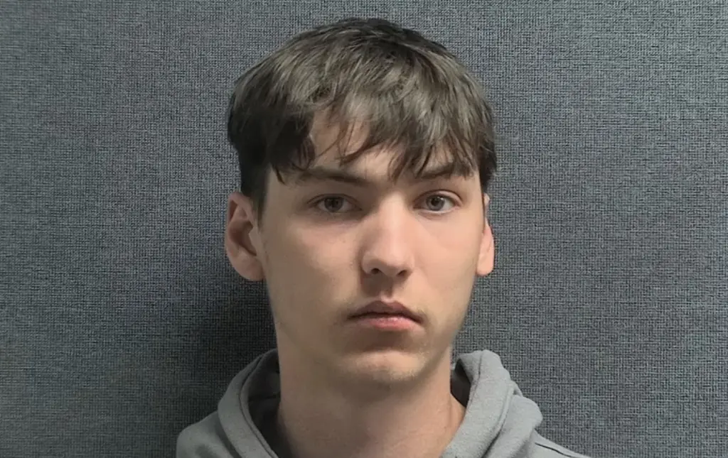 Father shot at naked man, 20, he found in his 13-year-old daughter's bedroom