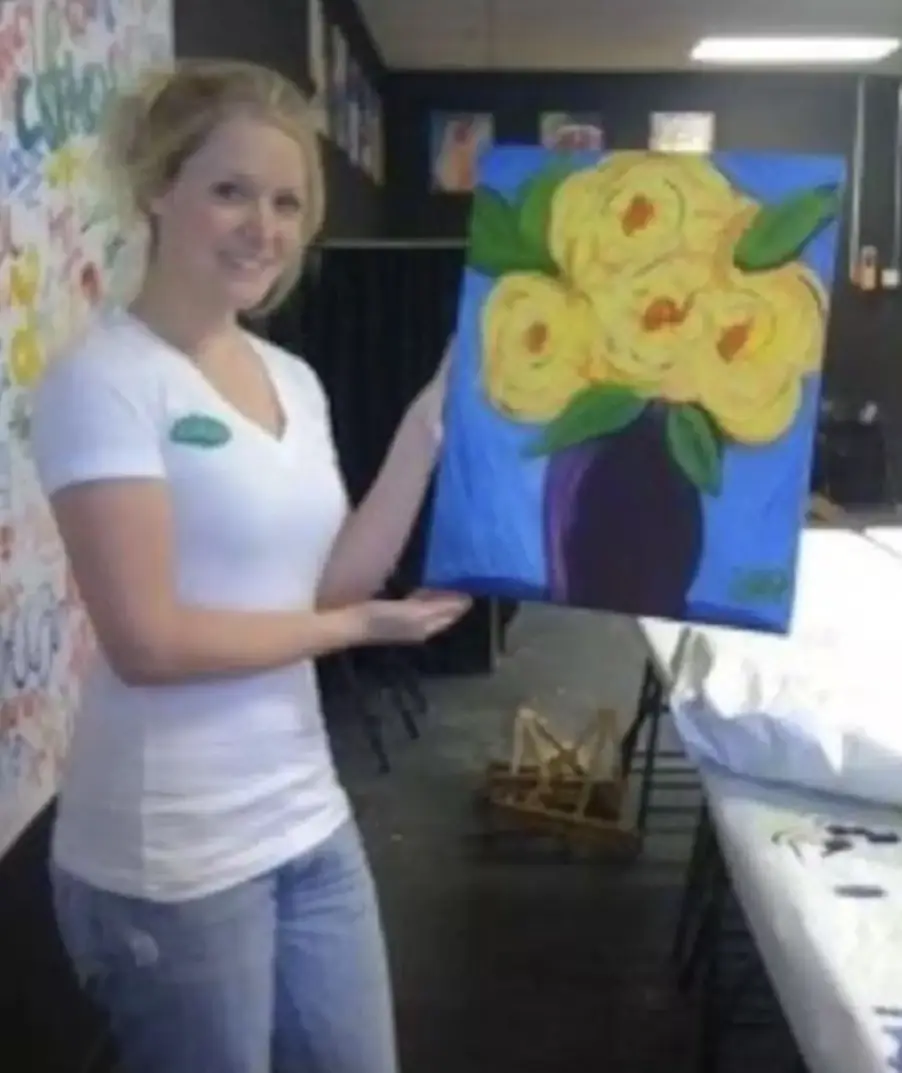 Jessica Powell, a teacher, prior to her tragic collapse. Credit: Facebook