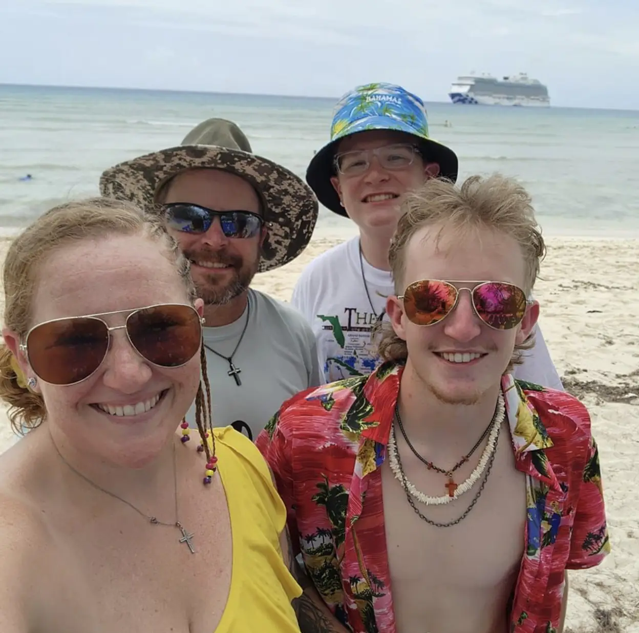 Nebraska teen's graduation ends in tragedy as family of 4 die in apparent murder-suicide