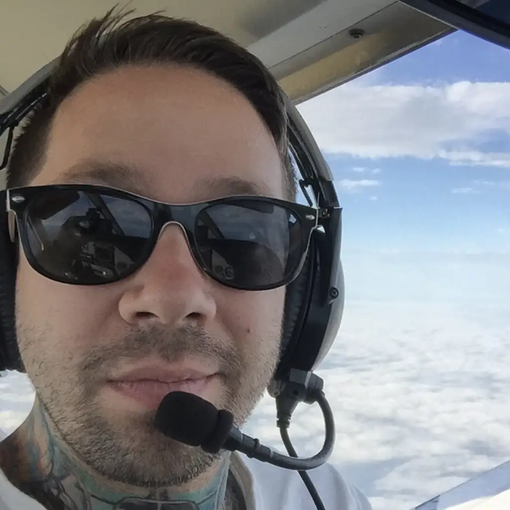 Dave Shapiro was killed in the plane crash. Credit: Instagram/@davevelocity
