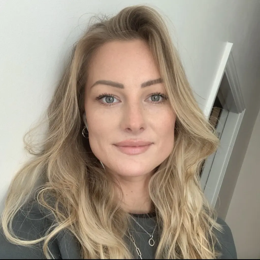 Jade Damarell tragically fell to her death. Credit: Jade Damarell / Facebook